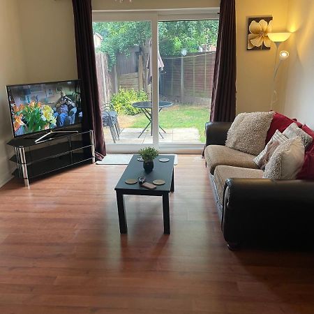 The Swallows Popular Location 3 Bedroom House Free Wi-Fi And Sky Tv In All Rooms Rough Close Eksteriør bilde