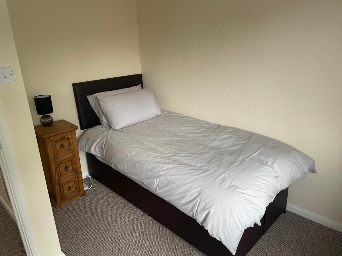 The Swallows Popular Location 3 Bedroom House Free Wi-Fi And Sky Tv In All Rooms Rough Close Eksteriør bilde